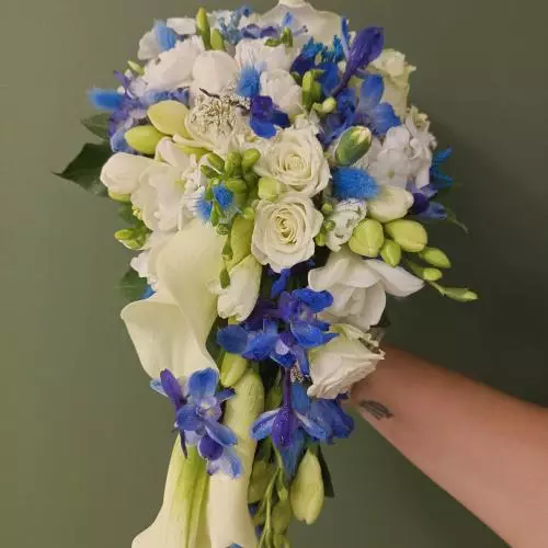 bouquet de mariée retombant