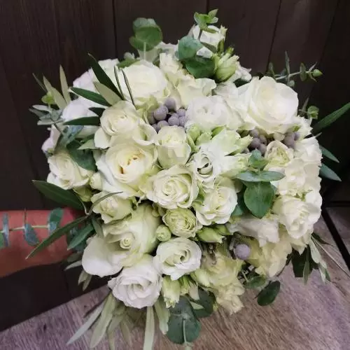 Bouquet blanc, gris et vert